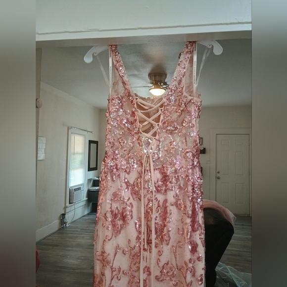 Morilee designer Pink Prom dress - Picture 6 of 9